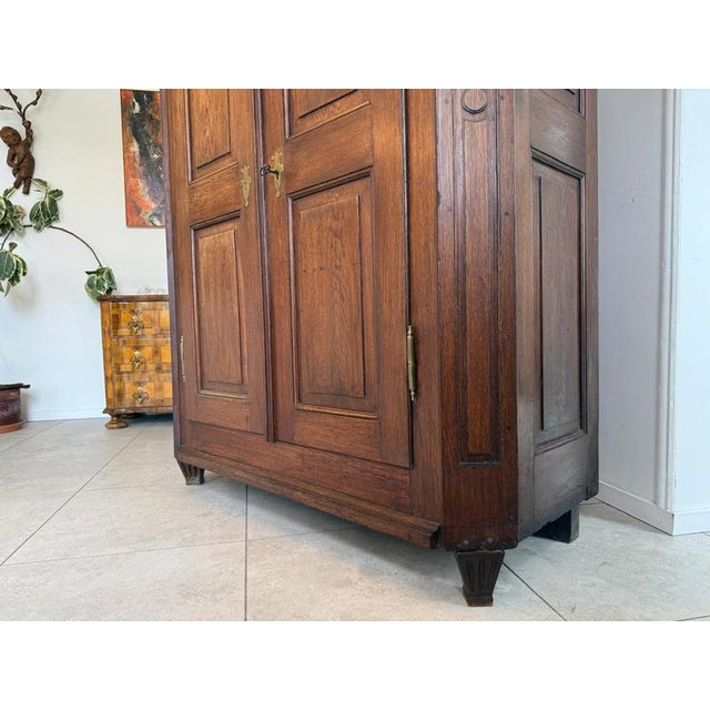 Baroque Hall Cabinet in Oak Wood For Sale - Image 13 of 18