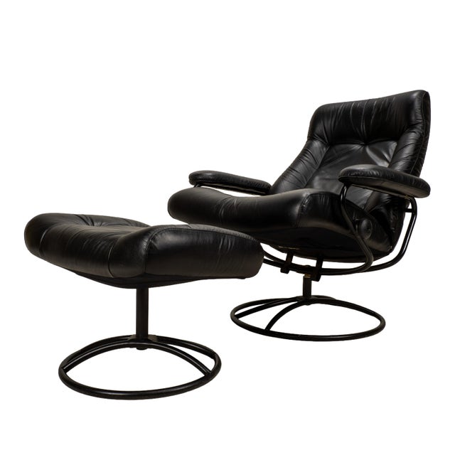 1980s Vintage Ekornes Stressless Black Leather Recliner & Ottoman Made in Norway For Sale - Image 14 of 16