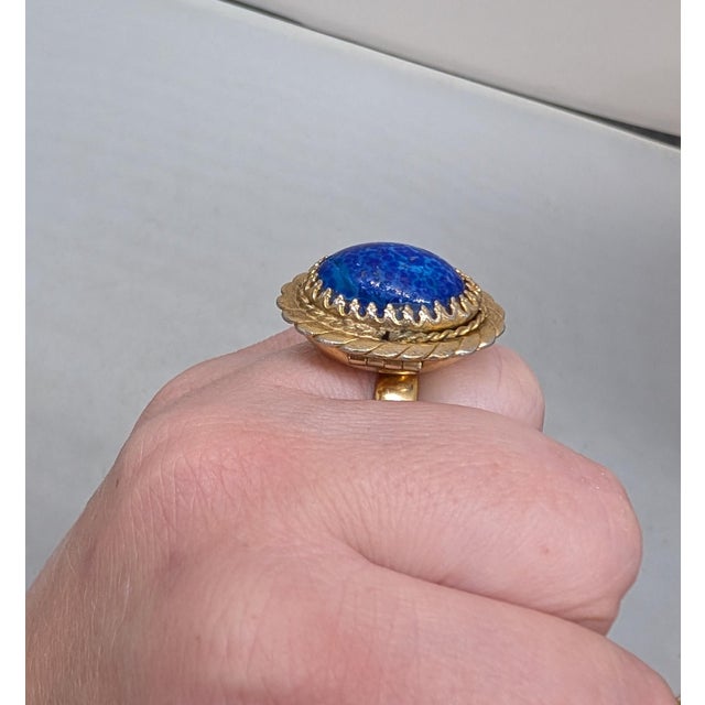 1960s Vintage 1968 Signed Napier Goldtone Cabochon Faux-Lapis "Poison" Adjustable Ring For Sale - Image 5 of 13