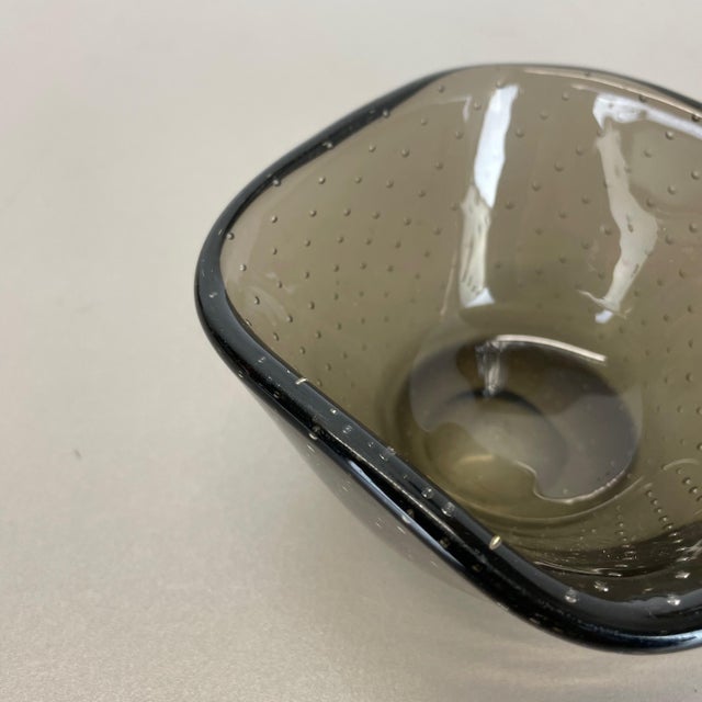 Green Glass Bullicante Bowl or Ashtray attributed to Venini, Italy, 1970s For Sale - Image 6 of 18