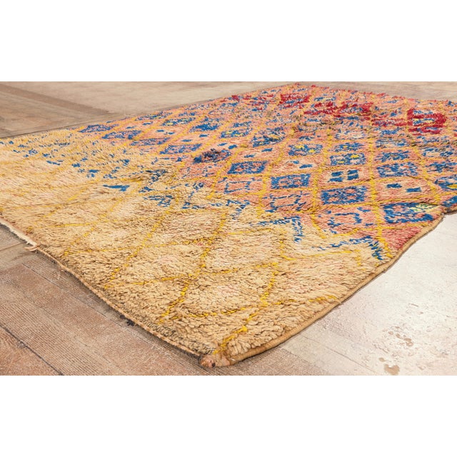 Peach Vintage Boujad Moroccan Rug, 06'05 X 08'10 For Sale - Image 8 of 10