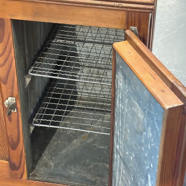 Antique and rare icebox from the early 1900s. A museum piece, this piece of furniture is the ancestor of the refrigerator....