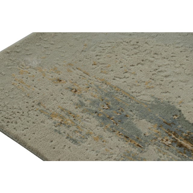 Textile Rug & Kilim’s Abstract Runner Rug in Gray, Gold and Blue Patterns For Sale - Image 7 of 8