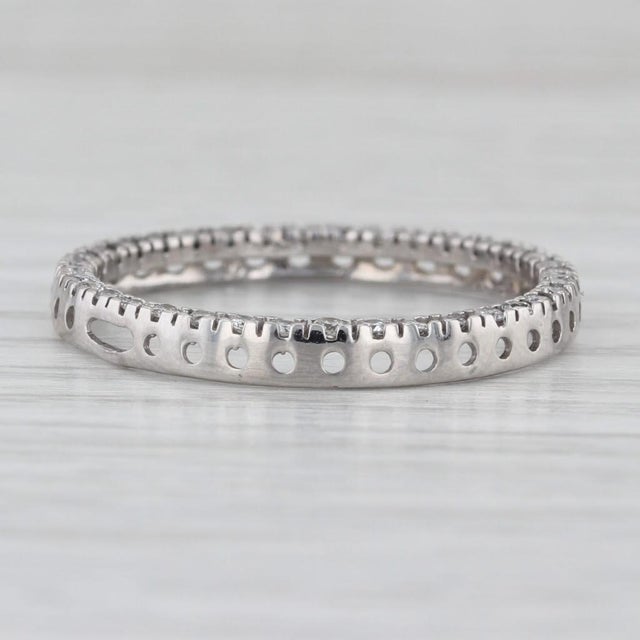 2010s 0.47ctw Diamond Eternity Circle Pendant 14k White Gold Floating Drop For Sale - Image 5 of 6