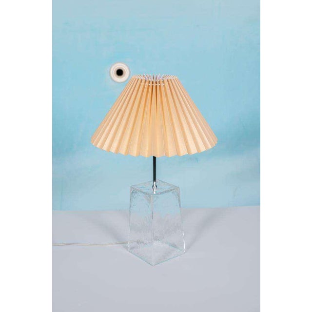 Minimalist Postmodern Glass Table Lamp with Pleated Shade For Sale - Image 14 of 18