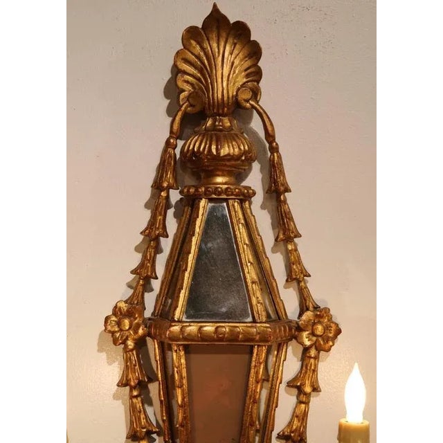 French Pair of 19th Century French Louis XVI Giltwood Mirrored Two-Light Sconces For Sale - Image 3 of 7