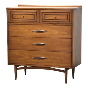 Broyhill Sculptra Walnut Dresser