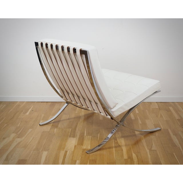 Ludwig Mies van der Rohe Barcelona Chair in Leather by Ludwig Mies Van Der Rohe for Knoll International For Sale - Image 4 of 13