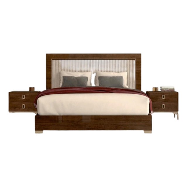 Made in Italy Contemporary Queen Bed & Nightstand Set, 3 Pieces For Sale