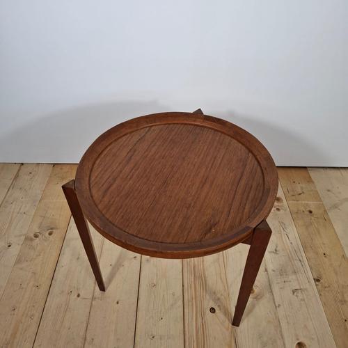 Mid-Century Modern Scandinavian Round Teak Coffee Table, 1960s For Sale - Image 4 of 7
