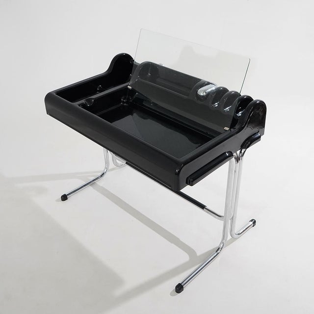 Molteni Desk with Lamp by Vittorio Parigi and Nani Prina for Molteni, 1970s For Sale - Image 4 of 16