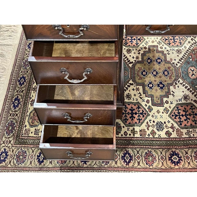 English Desk with Mahogany Pedestals and Leather Top, 1950s For Sale - Image 15 of 18
