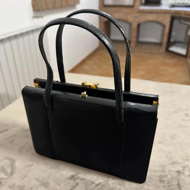 Metal 1950s High Quality Black Leather and Brass Hardware Italian Evening Bag For Sale - Image 7 of 18