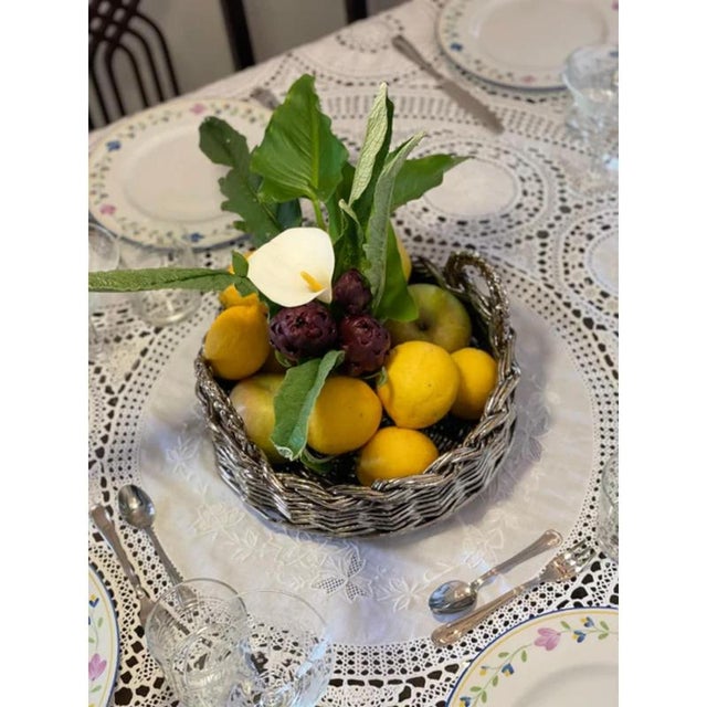 El 05 Decorative Basket in Metal-Plated Hand-Woven Wicker by Caspal For Sale - Image 6 of 8