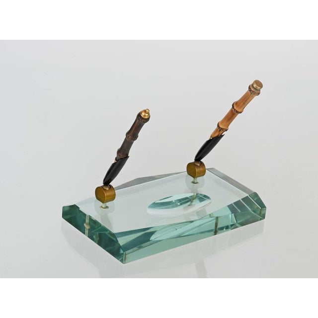 Beveled Nile Green Crystal and Brass Pen Holder attributed to Fontana Arte, Italy, 1950s For Sale - Image 13 of 16