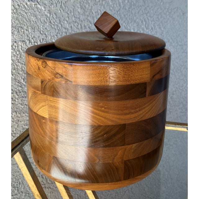 Circa 1970/1980 Sleek & Chic Walnut Wood Ice Bucket With Attached Insulated Glass Insert For Sale - Image 17 of 18
