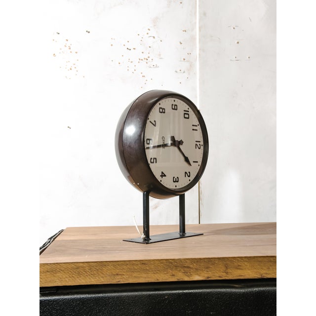Double-Sided Bakelite Slave Clock with Wall Bracket from Gents of Leicester, England, 1940s For Sale - Image 12 of 13