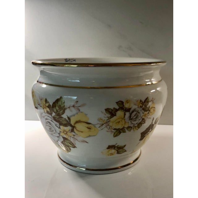 English Italian Facciolini Yellow Rose Cachepot For Sale - Image 3 of 8