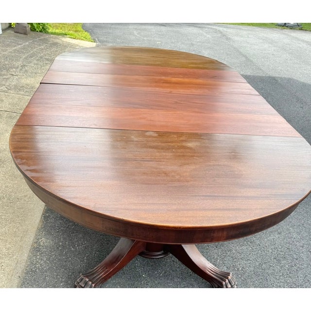 Antique 54" Round Mahogany Pedestal Base Dining Table With 4 Leaves For Sale In Boston - Image 6 of 16
