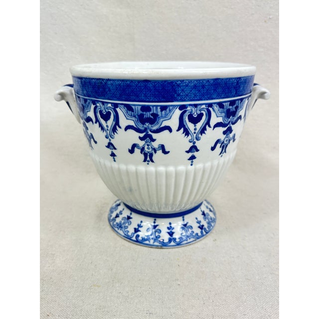 Vintage Blue & White Cachepot For Sale - Image 4 of 7