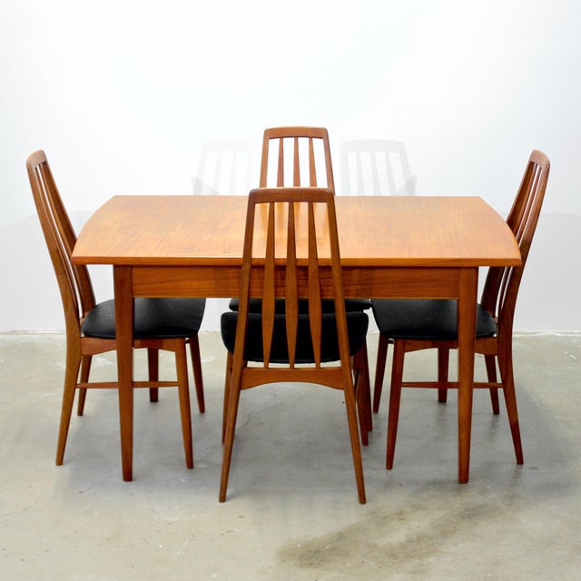 1960s British Teak Dining Table For Sale - Image 9 of 11