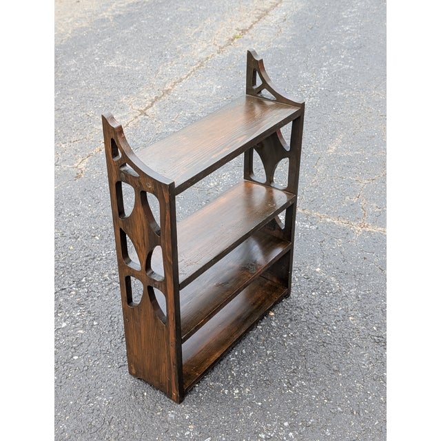 Chippendale Vintage Chippendale Mahogany Wall Shelf With Openwork Fretwork Sides For Sale - Image 3 of 10