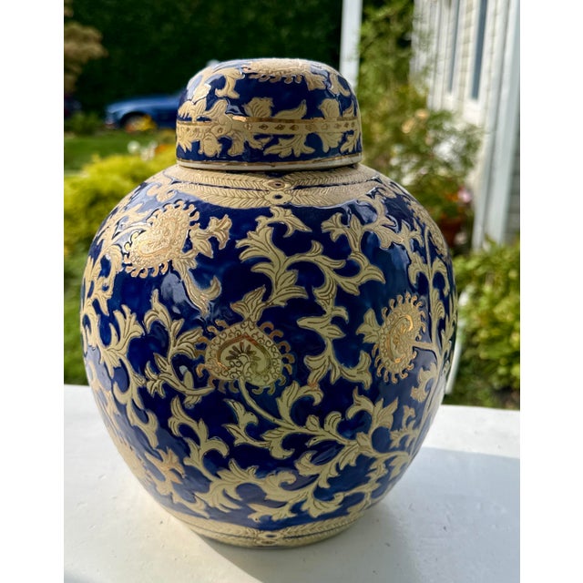Mottahedeh Cobalt Blue and Gold Lidded Ginger Jar For Sale - Image 4 of 11