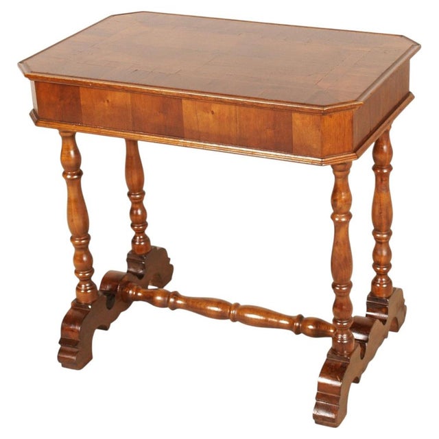 Italian Walnut Writing Table with Inlay and Drawer from Bassanos Ebanistery, Asolo, 1850 For Sale - Image 4 of 6