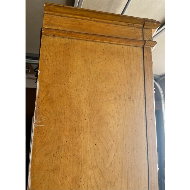 1970s Vintage Stanley Faux Bamboo and Cane Lighted China and Display Cabinet For Sale - Image 13 of 14