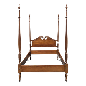 Vintage Biggs Federal Style Carved Mahogany Full XL Size Poster Bedframe