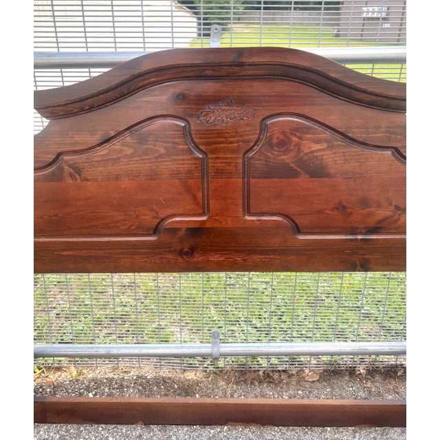Late 20th Century Vintage Convertible Queen or Full Size Traditional Style Headboard For Sale - Image 5 of 12