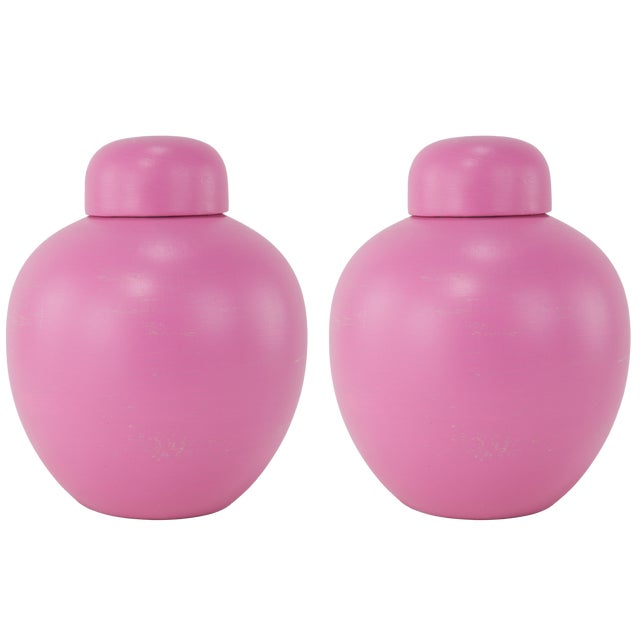 Ceramic Pair of Soft Pink Matte Ginger Jars With Lids – Elegant Decorative Accents For Sale - Image 7 of 7
