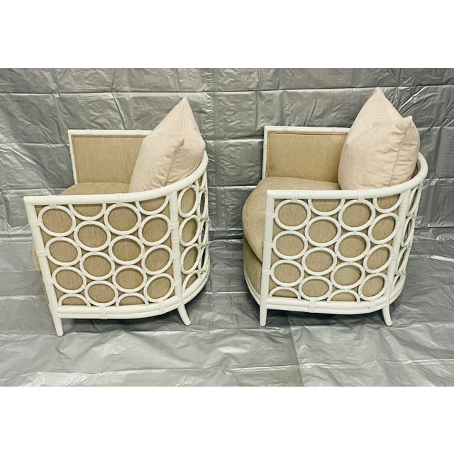 Mid-Century Modern Pair of American Rattan Barrel Chairs by McGuire, Usa 1980s For Sale - Image 3 of 18