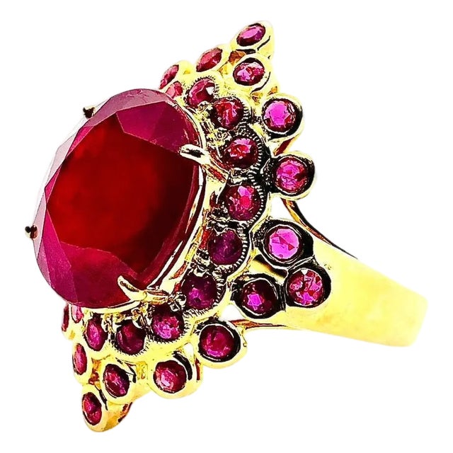 Bochic “Orient” Vintage Ruby & Ruby Cluster Cocktail Ring 18K Gold & Silver For Sale