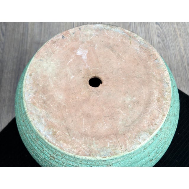 Late 20th Century Ribbed Pottery Planter With Green Volcanic Lava Crater Glaze For Sale - Image 16 of 18