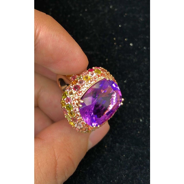Bochic "Orient" Vintage Amethyst & Multi Sapphire Ring Set In 18K Solid Gold For Sale - Image 11 of 18