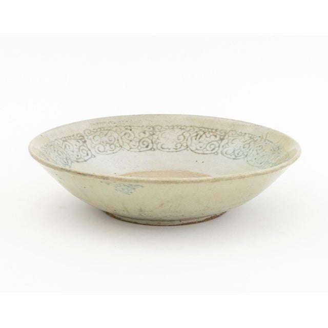 Chinese Blue and White Ceramic Bowl For Sale - Image 4 of 5