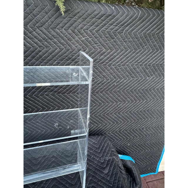 1960s Pair of Vintage Lucite Etagere Shelf Units For Sale - Image 5 of 12