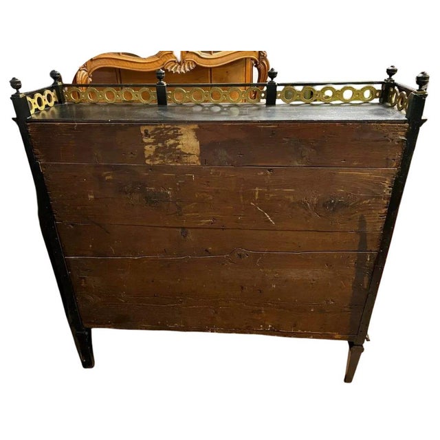 Louis XVI Marquetry Cylinder Desk For Sale - Image 4 of 9