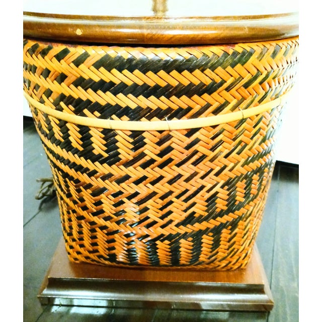 Brown Vintage Wicker Basket and Wood Base Large Table Lamp With Tan Linen Shade For Sale - Image 8 of 9
