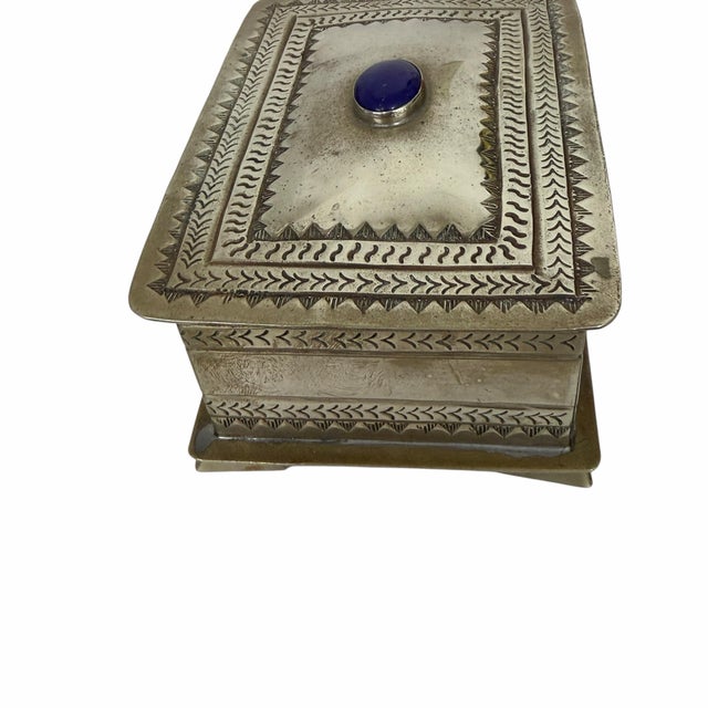 Vintage Silverplate Trinket Box With Blue Oval Center Stone For Sale - Image 4 of 6