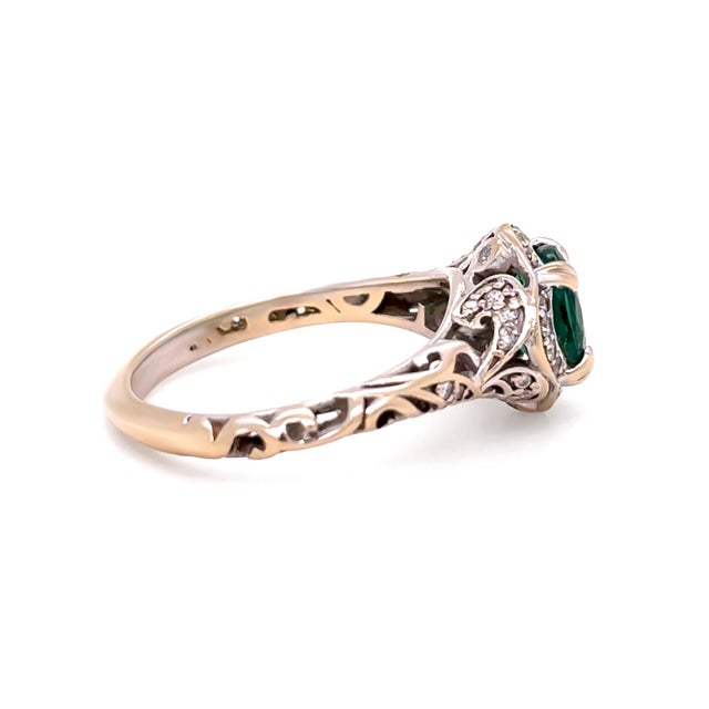 Contemporary James Allen 18ct White Gold Emerald & Diamond Ring 1.47ct 4.19g, Size 8.75 For Sale - Image 3 of 7