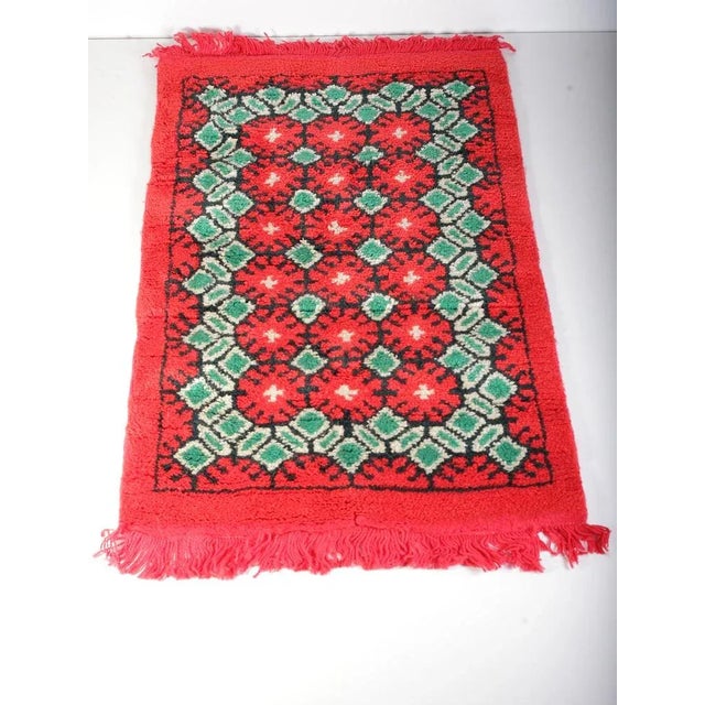 Mid-Century Czechoslovakian Wool Runner Rug, 1960s For Sale - Image 9 of 9