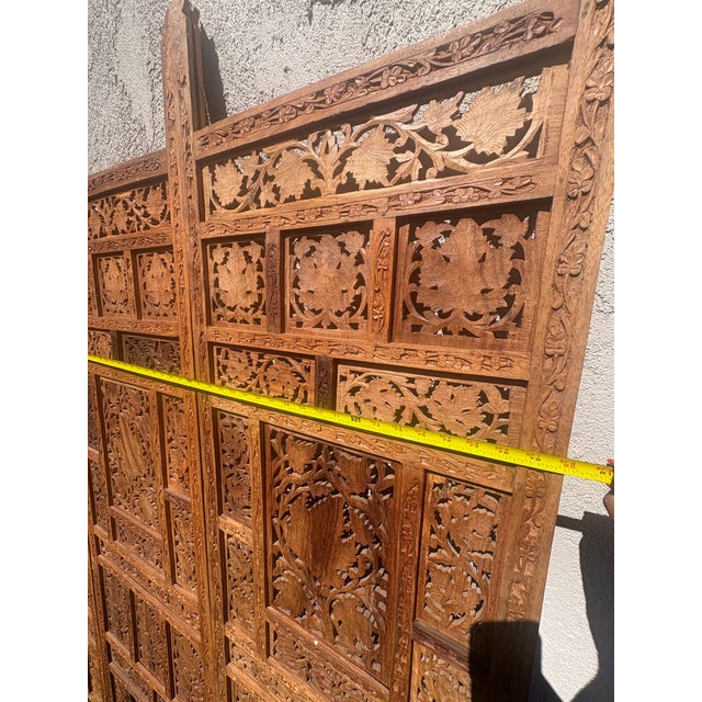 Vintage Hand-Carved Wooden Four-Panel Folding Room Divider Screen With Intricate Floral and Geometric Fretwork For Sale - Image 9 of 10