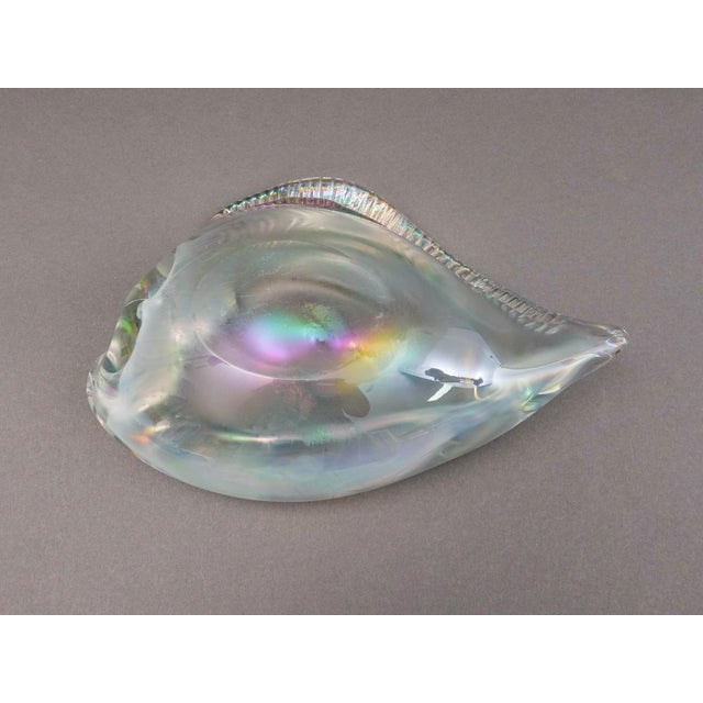 Transparent Mid 20th Century Licio Zanetti Signed Murano Italy Iridescent Conch Shell Glass Bowl Sculpture For Sale - Image 8 of 8