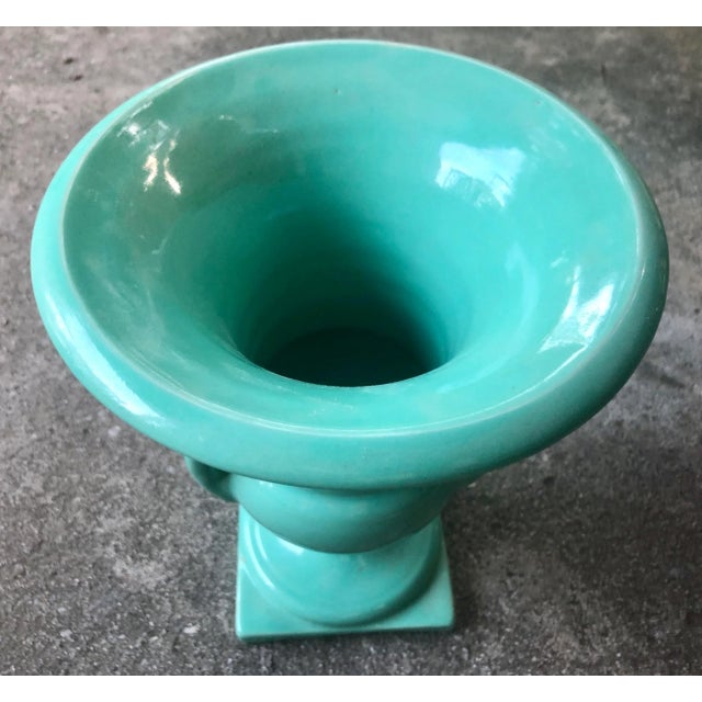 Italian Ceramic Pedestal Urn With Handles in Green For Sale In Charleston - Image 6 of 10