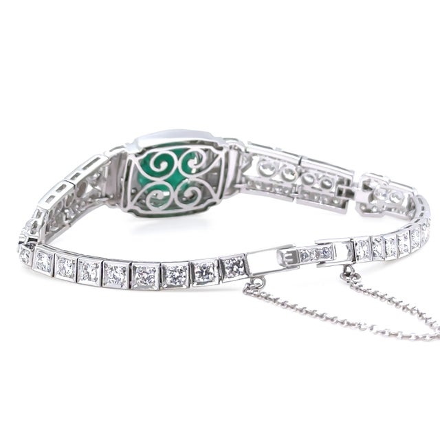 2020s 14ct White Gold Emerald & Diamond "Art-Deco" Bracelet 8.19ct For Sale - Image 5 of 7