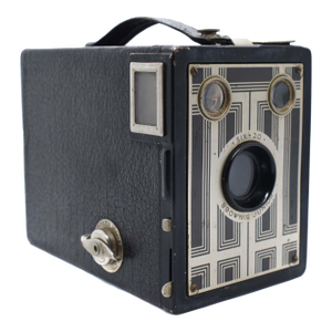 Mid 1930s Art Deco Kodak Six-20 Brownie Junior Box Camera