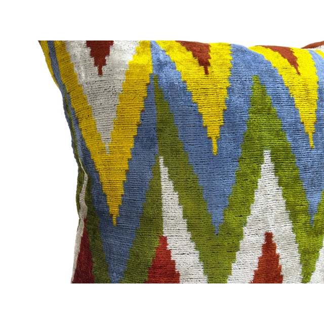2000 - 2009 Large Silk Cushion Cover with Zigzag Design, 2000s For Sale - Image 5 of 11