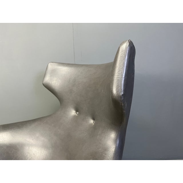 Jupiter Swivel Chair by Pierre Guariche for Meurop, 1960s For Sale - Image 10 of 10